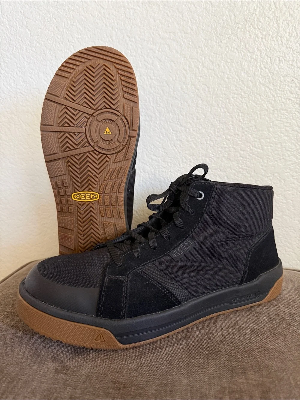 KEEN Men's Kenton Mid Work Shoes with Carbon Toe
